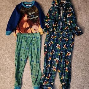 2 unisex pajamas sets, Size 5